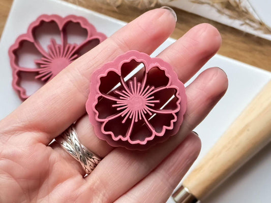 Scalloped Edge Flower Clay Cutter - Fabled Cutters