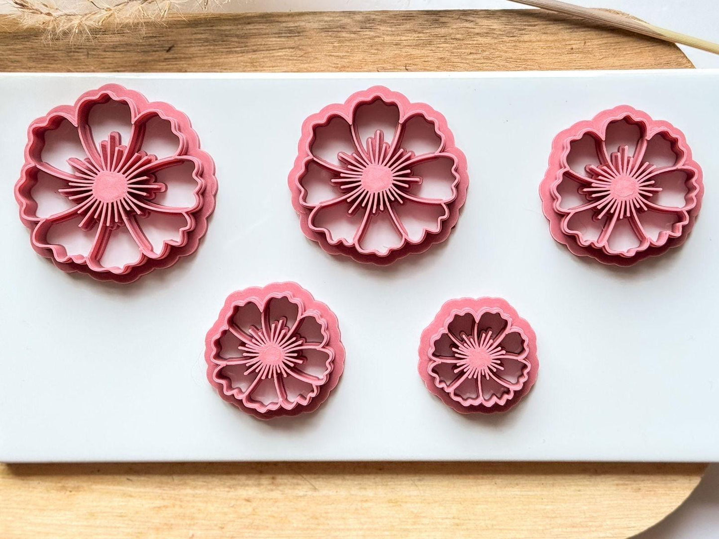Scalloped Edge Flower Clay Cutter - Fabled Cutters