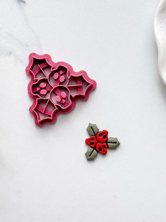 Skull holly clay cutter - Fabled Cutters
