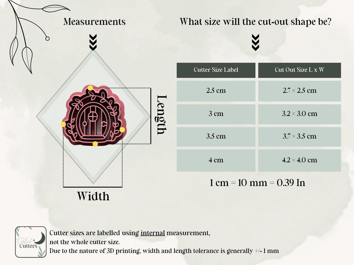 Size guide for the fairy door polymer clay cutter showing internal cutter measurements and the finished clay cut-out dimensions for all four available sizes, from 2.5 cm to 4 cm.