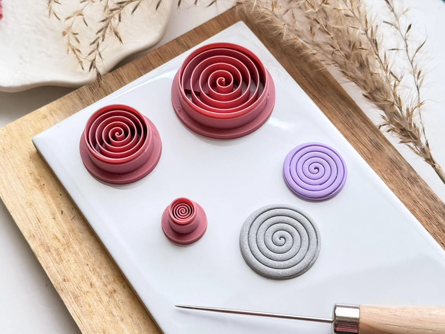 Spiral clay cutters side view