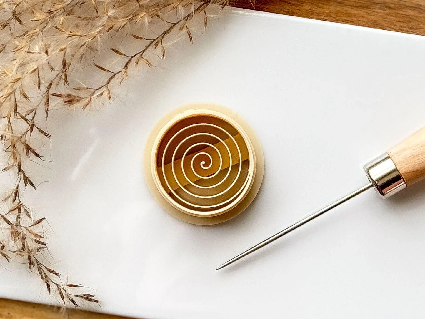 Beige spiral clay cutter