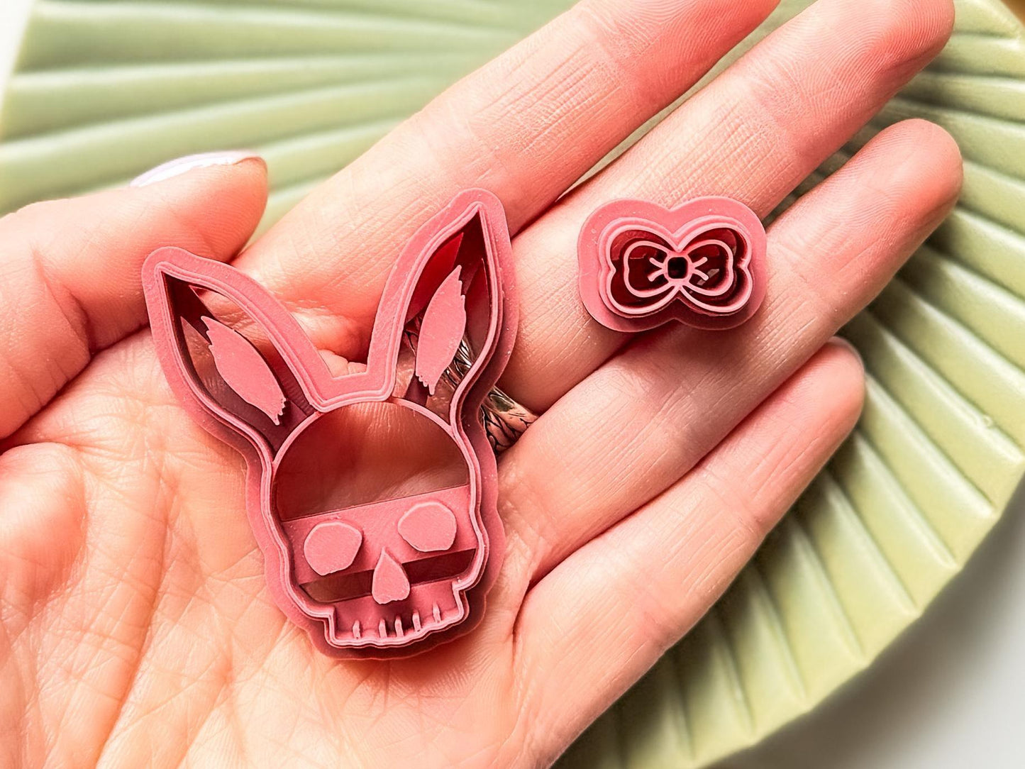45mm rabbit skull clay cutter in hand