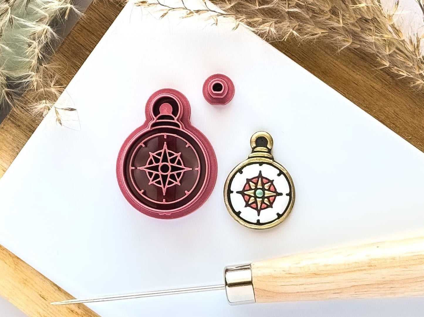 Compass clay cutter with polymer clay sample