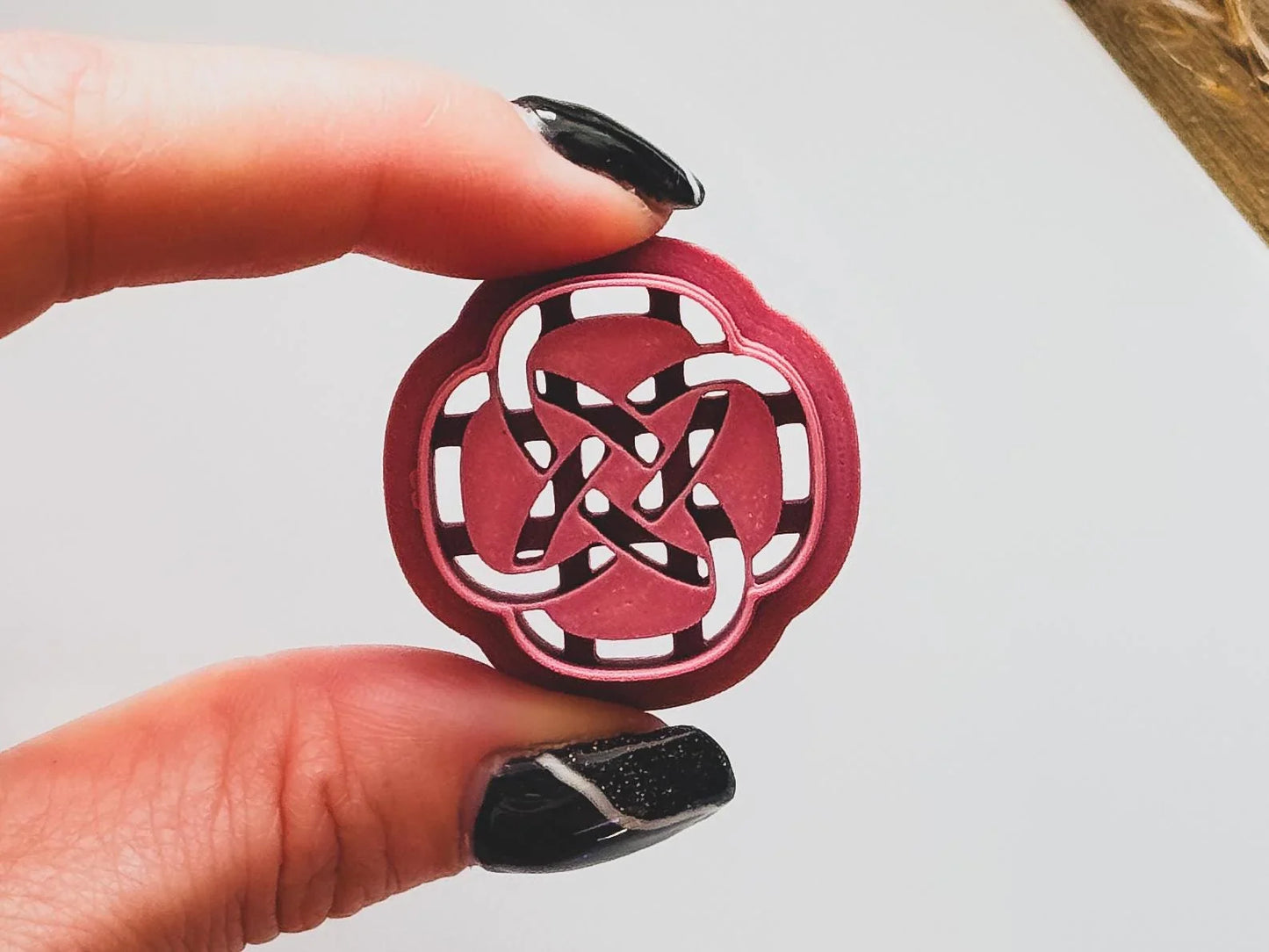 Celtic Knot Clay Cutter, all-in-one circular Dara Knot cutter for use with polymer and silver clay, various sizes.-Basic Cutters