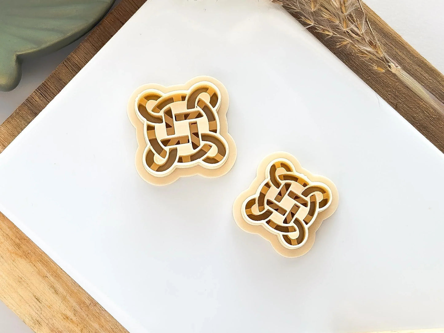 Celtic Knot Clay Cutter, all-in-one circular quarternary style cutter for use with polymer and silver clay, various sizes.-Basic Cutters