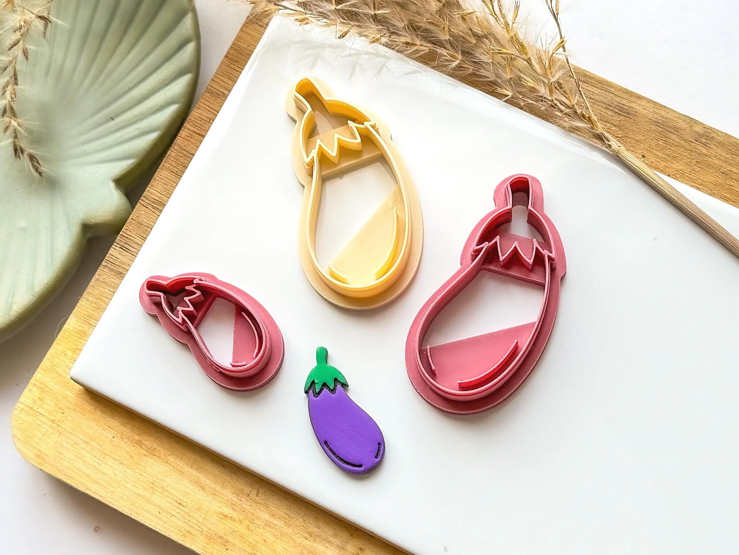 Aubergine Clay Cutter, eggplant shaped cutter for polymer clay and silver clay, 5 sizes to choose from, Made in the UK-Food Themed Cutters