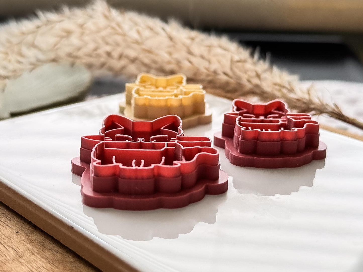 Bad Cat Clay Cutter, available in 2.5 - 4.5 cm sizes, made in the UK-Animal & Nature Cutters