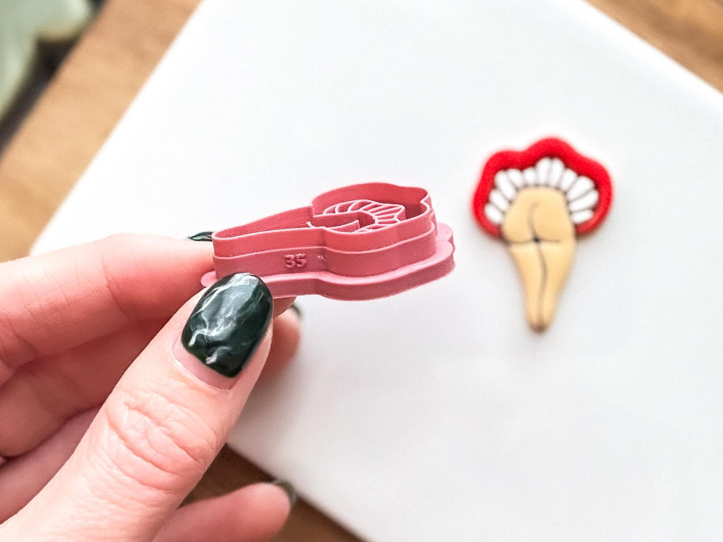 Cheeky Mushroom Cutter 2: Wavy Top Mushroom Lady Legs For Polymer Clay, 2.5 - 4.5 cm-Autumn Cutters