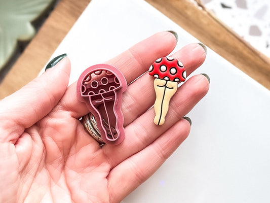 Cheeky Mushroom Cutter 4: Round Spotted Top Mushroom Lady Legs For Polymer Clay, 2.5 - 4.5 cm-Autumn Cutters