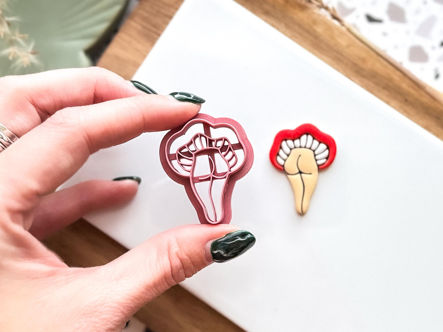 Cheeky Mushroom Cutter 2: Wavy Top Mushroom Lady Legs For Polymer Clay, 2.5 - 4.5 cm-Autumn Cutters