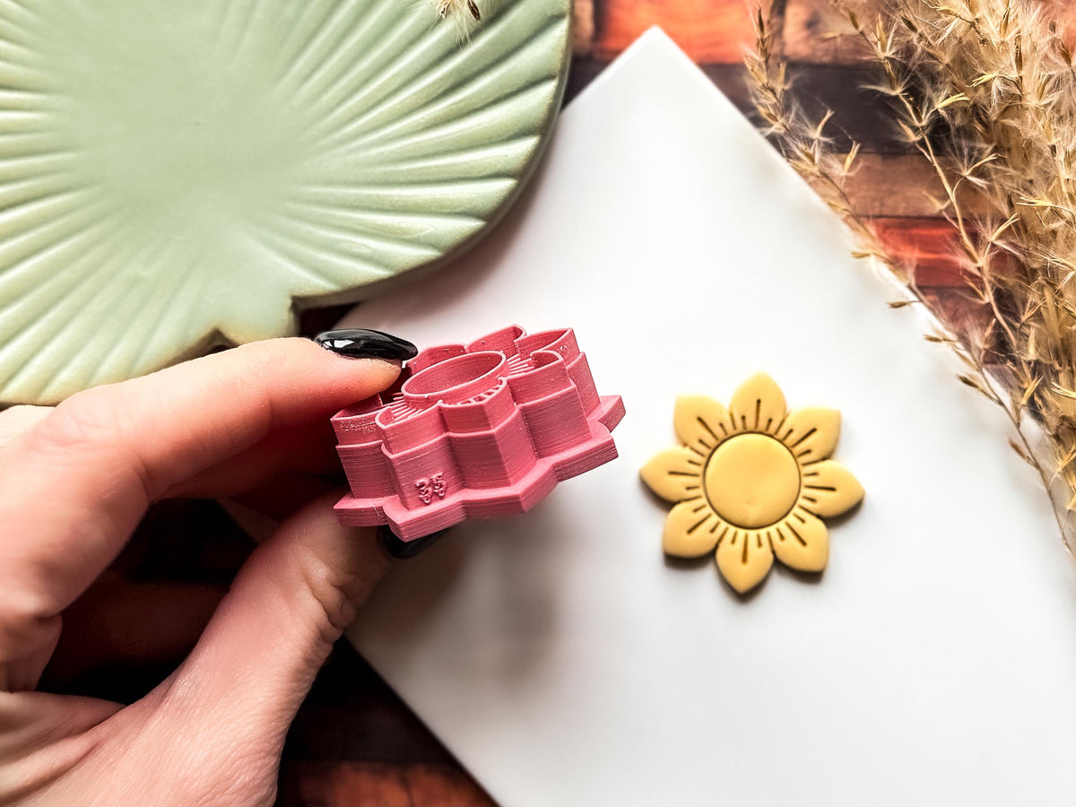 Simple Sunflower Cutter, Floral Cutting Tool For Polymer Clay & Fondant, 4 Sizes, UK Made-Floral Clay Cutters