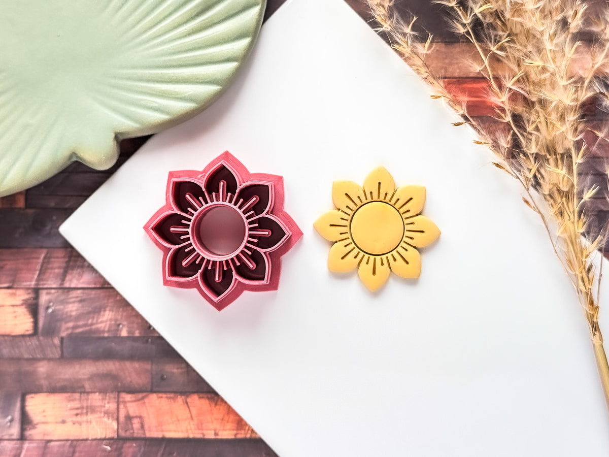 Simple Sunflower Cutter, Floral Cutting Tool For Polymer Clay & Fondant, 4 Sizes, UK Made-Floral Clay Cutters