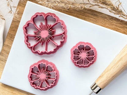 Scalloped Edge Flower Clay Cutter - Fabled Cutters