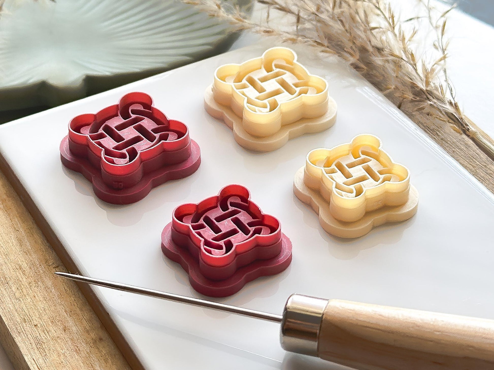Celtic Knot Clay Cutter, all-in-one circular quarternary style cutter for use with polymer and silver clay, various sizes.-Basic Cutters