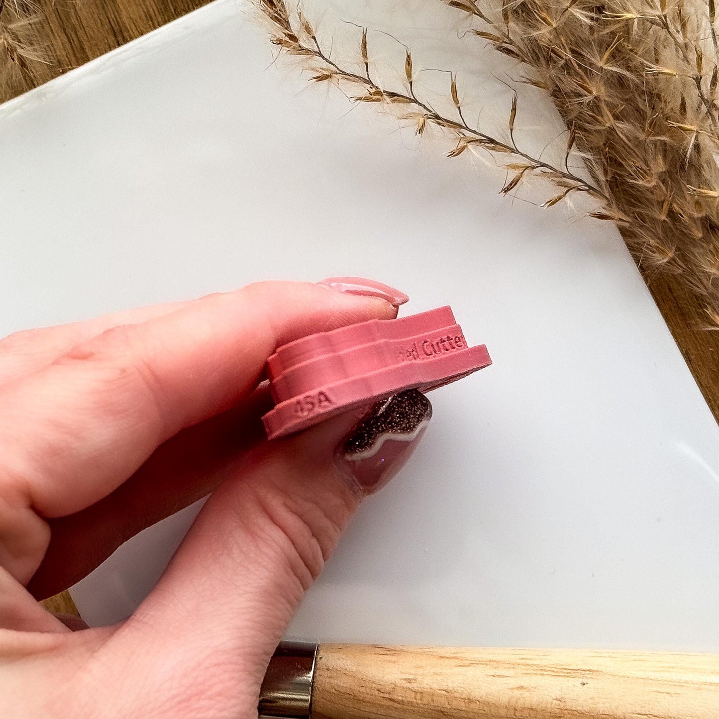 side view of ghost clay cutter showing size and fabled cutters branding