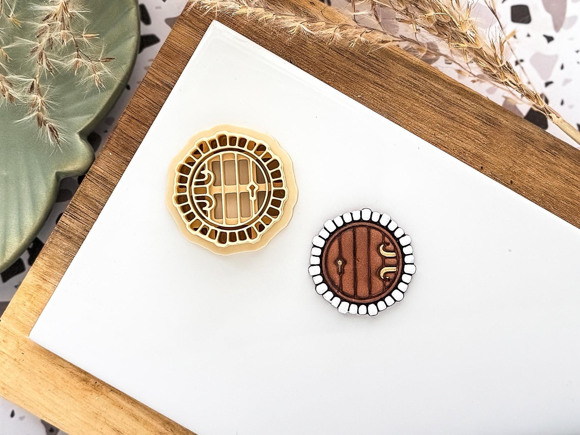 Round fairy door shaped clay cutter with planks, bricks, hinges and lock embossing details