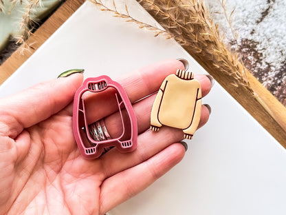 Long Jumper Clay Cutter: Plain Sweater With Collar and Cuff details, 2.5 - 4.5cm-Autumn Clay Cutters