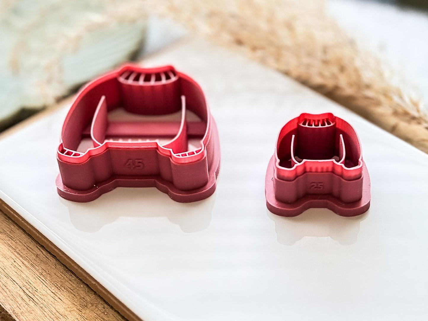 Short Jumper Clay Cutter: Plain Sweater With Collar and Cuff details, 2.5 - 4.5cm-Autumn Clay Cutters