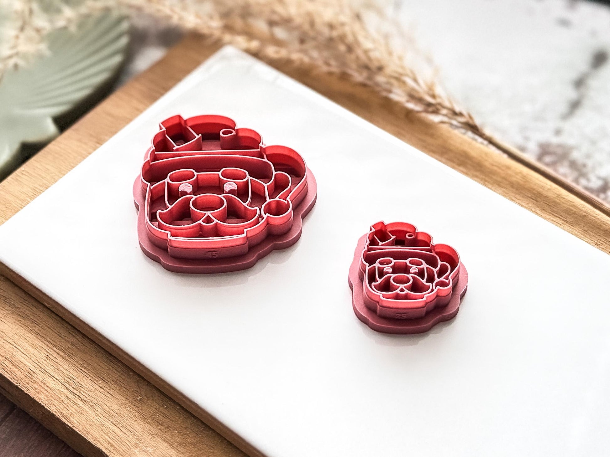 Santa Mug Cutter: Father Christmas Hot Chocolate Mug Shaped Clay and Baking Tool, 2.5 - 4.5 cm-Christmas Clay Cutters
