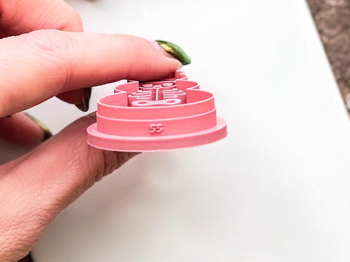 Clay Cutter - Skeleton Snowman with Top Hat, Spooky Festive Tool For Polymer Clay-Christmas Clay Cutters