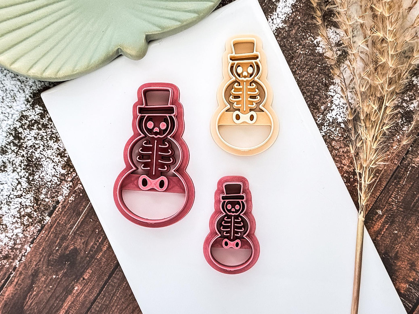 Clay Cutter - Skeleton Snowman with Top Hat, Spooky Festive Tool For Polymer Clay-Christmas Clay Cutters