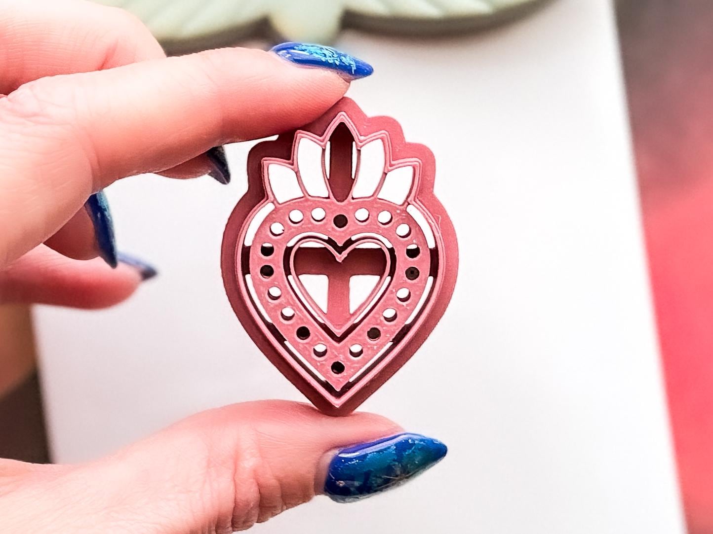 Sacred Heart Clay Cutter Short, Ornate Design for Polymer Metal and Ceramic Clay, Fondant-Romantic Clay Cutters
