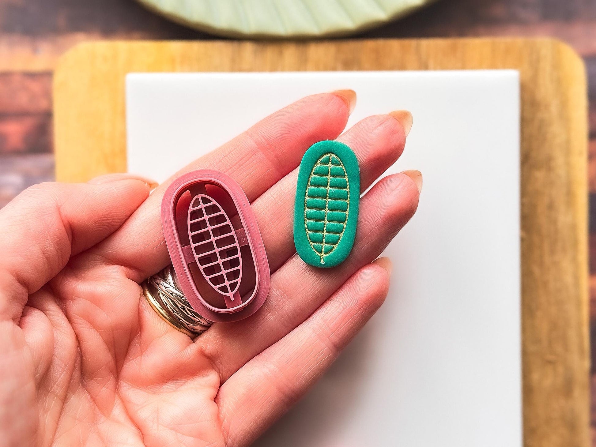 Framed Rectangular Leaf Clay Cutter Set, 4 Shapes & 4 Different Leaves-Animal & Nature Cutters