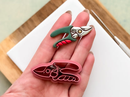Secateurs clay cutter – sharp imprint cutter, made in UK by Fabled Cutters