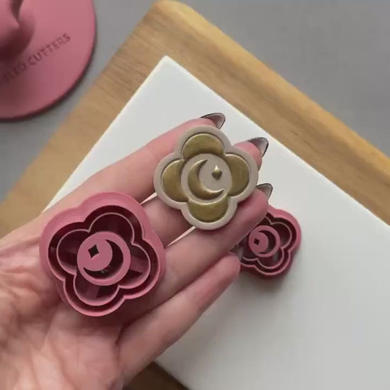 Celestial Medallion Clay Cutter video showing all angles of cutter